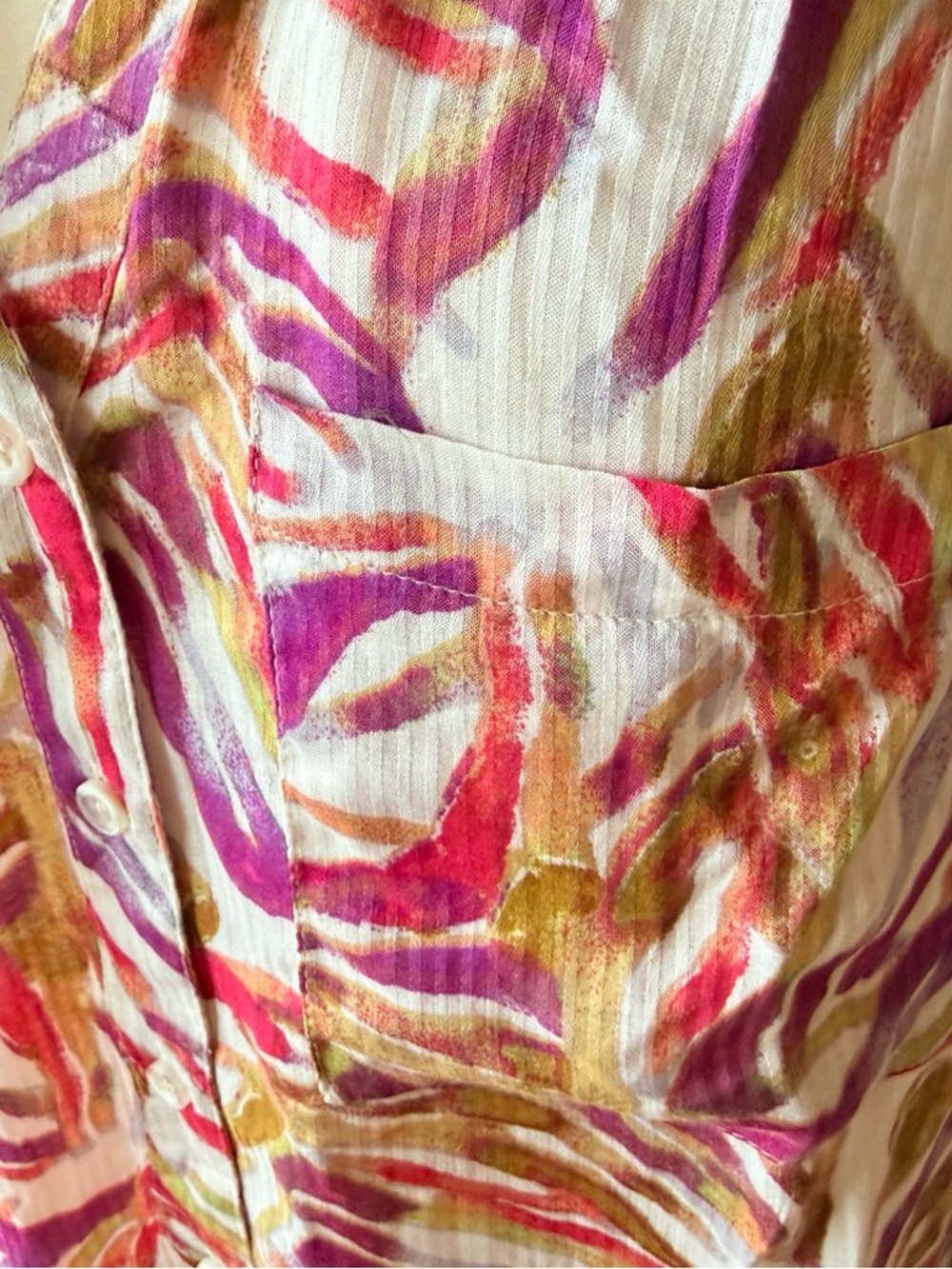 Intro. Multicolor Tunic Open Collar Button Details, 1X - Picture 6 of 10
